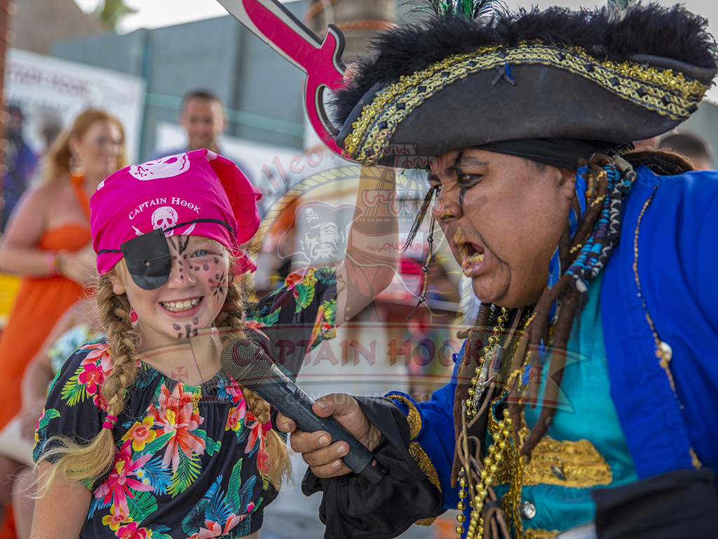 Captain Hook: Pirate Dinner & Show Cancun